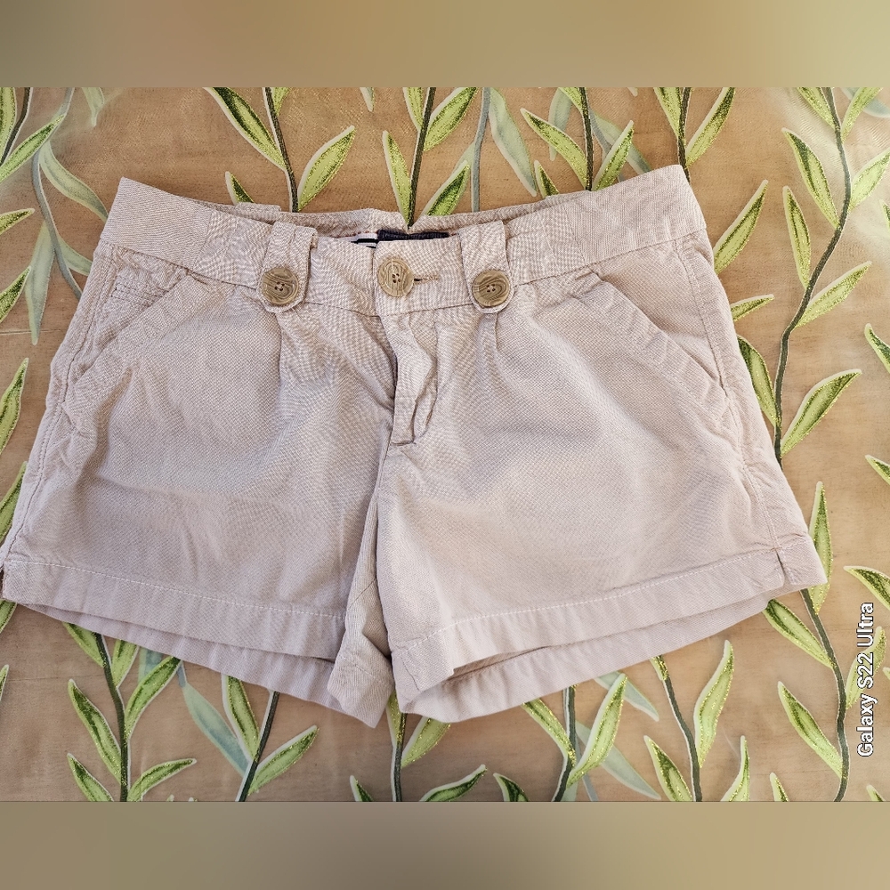 🏝American Eagle Outfitters Tan Bermuda Shorts Versatile Style